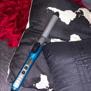 CONAIR 1 inch curling iron rode